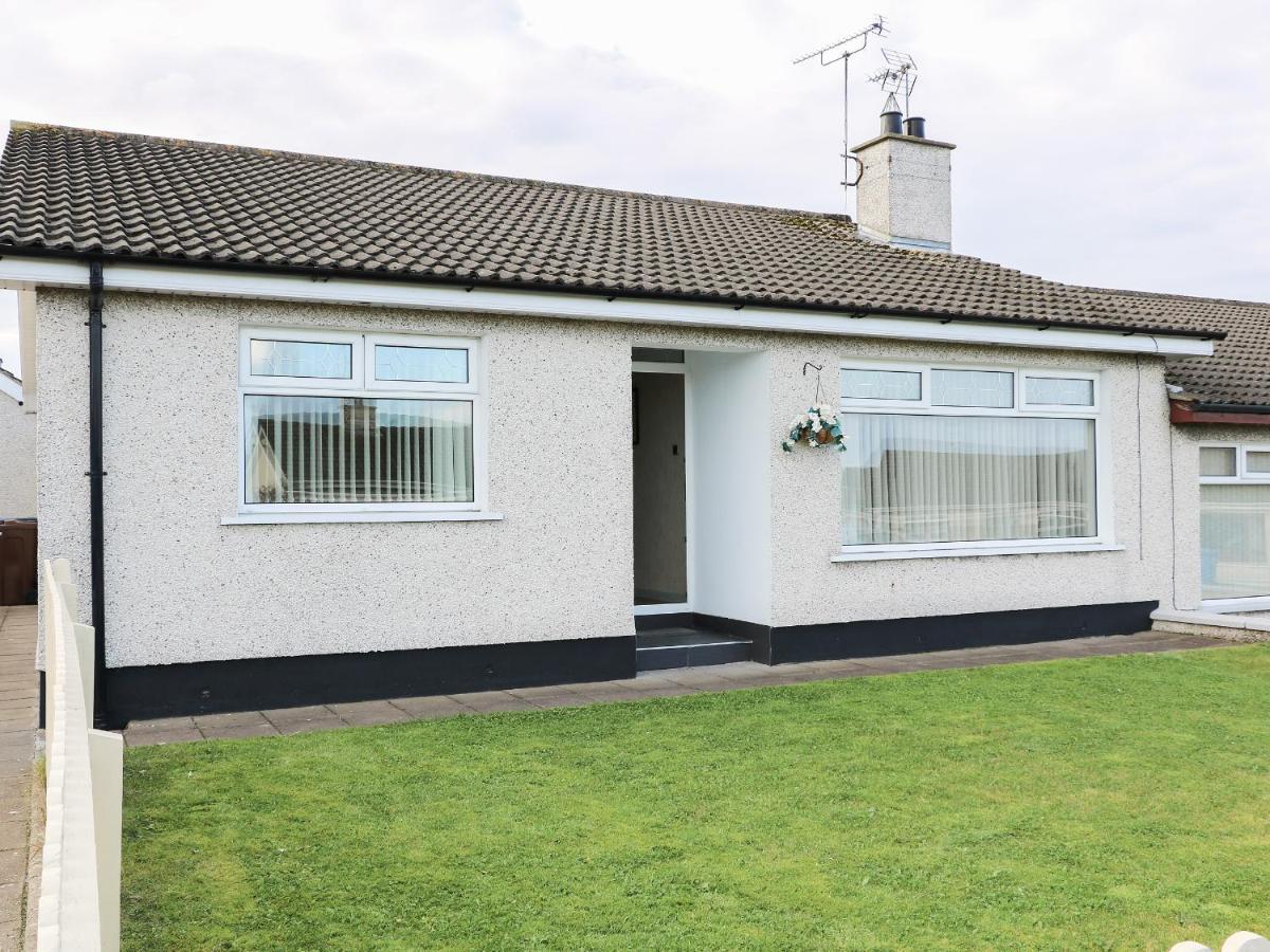 Hazel Cottage Portrush Exterior photo
